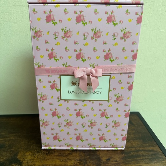 🩷NIB Love Shack Fancy Limited Edition Stanley Pink Floral Tumbler - Picture 4 of 5